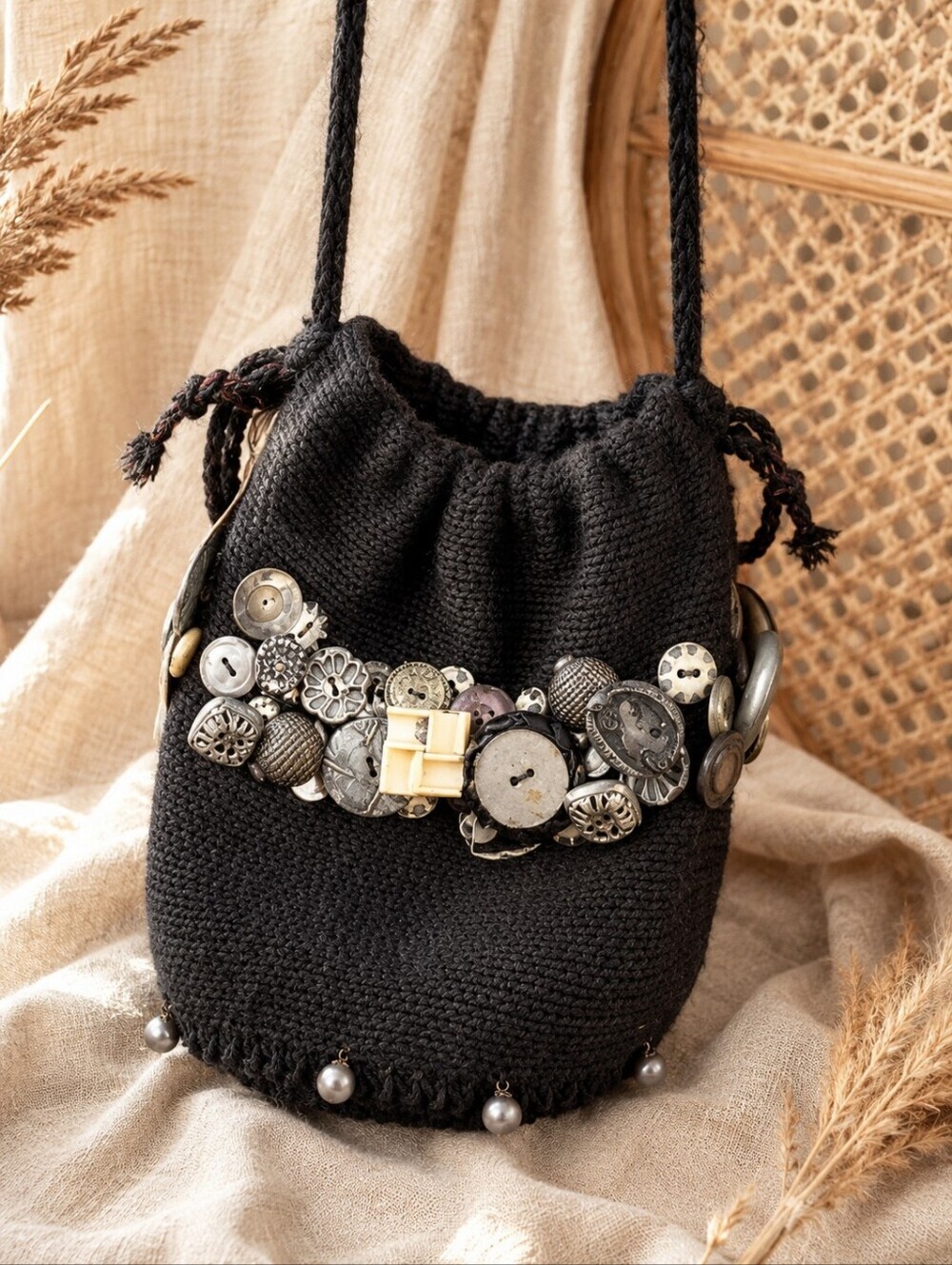 Carol Kurtz OOAK vintage button  Crochet drawstring bag